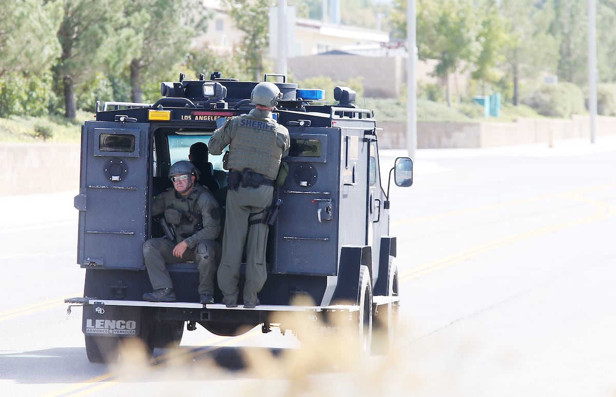 Detienen a cuatro miembros de Los Salazar en California por tráfico de drogas y armas