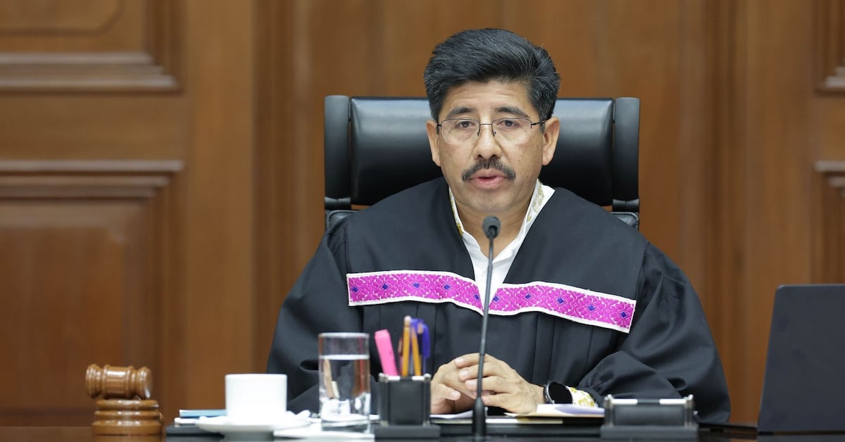 SCJN admite solicitud presidencial para revisar amparos en caso Ayotzinapa