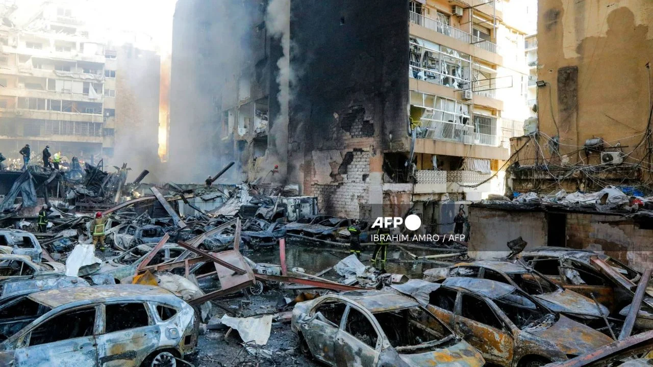 Trump condiciona tregua a apertura del estrecho de Ormuz mientras Irán denuncia violaciones