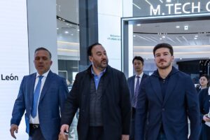 Samuel García concreta inversión de Hyundai Mobis por mil millones de pesos en Nuevo León