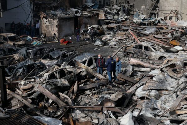 Israel lanza ofensiva en Beirut mientras Estados Unidos anuncia negociaciones para alto el fuego