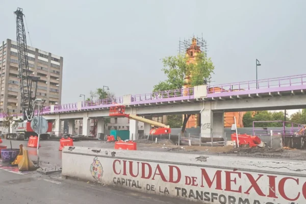 Amparo frena estación del Cablebús en CDMX; avanzan obras viales en Tijuana y Tlalpan