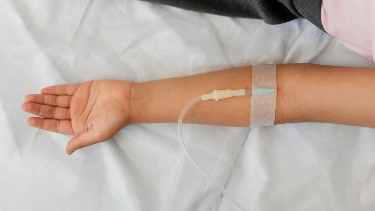 Investiga Fiscalía de Sonora muerte de cuatro personas tras aplicación de ‘suero vitaminado’