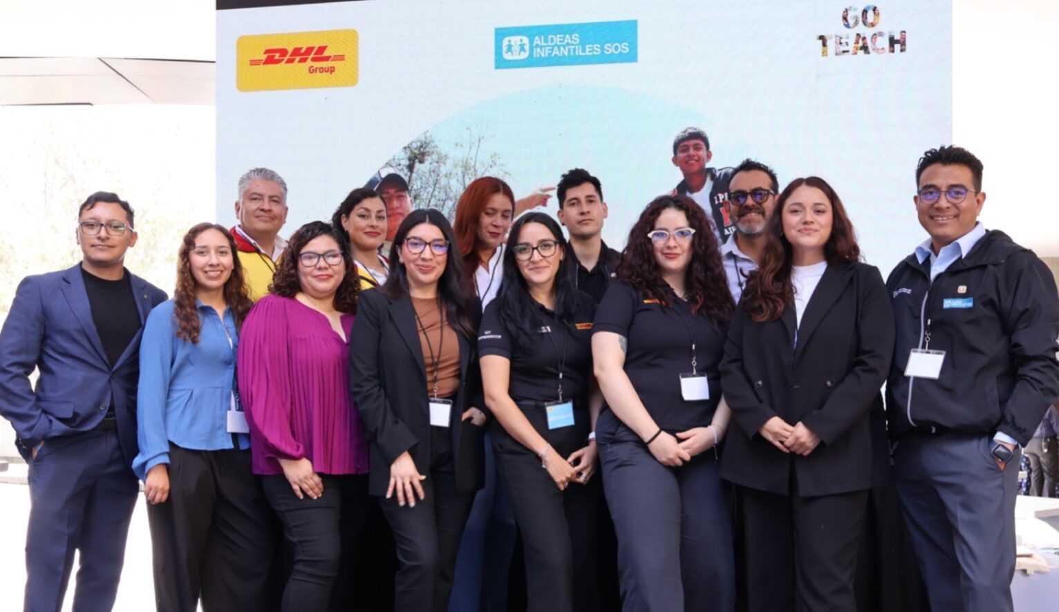 Avanza consulta del Sistema de Cuidados en CDMX; alertan por fármacos falsos y estafas digitales