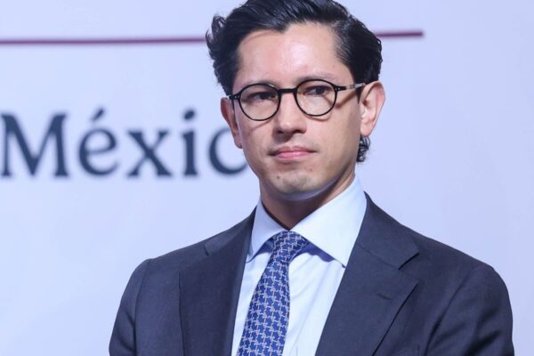 Sostienen Velasco y Rubio primera llamada para cooperar en seguridad y migración