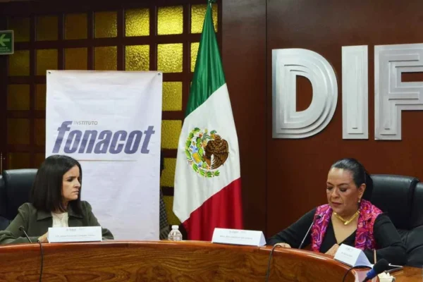 FONACOT y SNDIF firman convenio para difundir créditos de bajo costo entre trabajadores