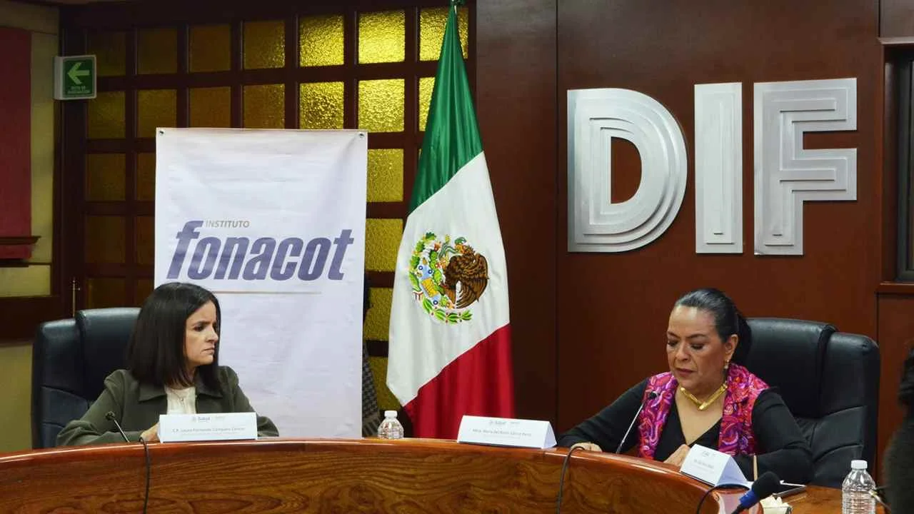 FONACOT y SNDIF firman convenio para difundir créditos de bajo costo entre trabajadores