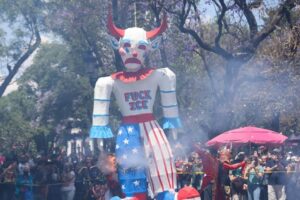 Semana Santa 2026: Viacrucis en Tijuana y reclusorios, quema de Judas con figura del ICE