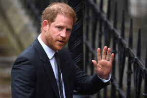 Sentebale demanda al príncipe Harry por orquestar campaña de ciberacoso