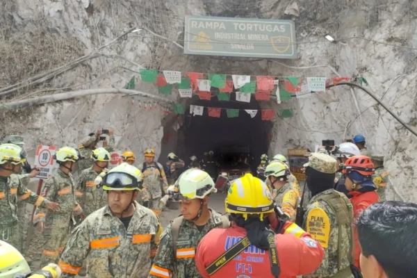 Rescatan con vida a minero tras 13 días atrapado en Santa Fe; hallan sin vida a un tercero
