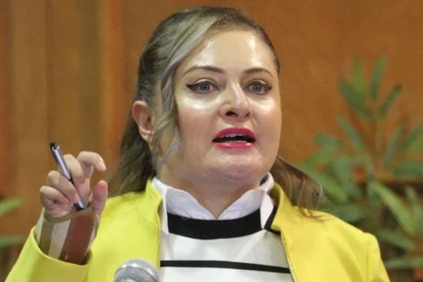 Víctimas y senadora impugnan cierre de investigación de la FGR contra La Luz del Mundo