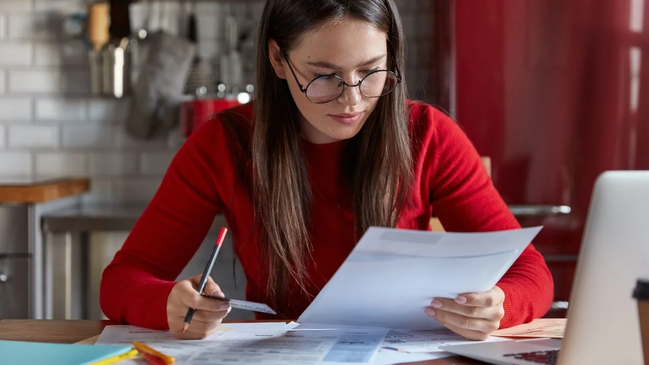 SAT establece del 1 al 30 de abril periodo para declaración anual 2026