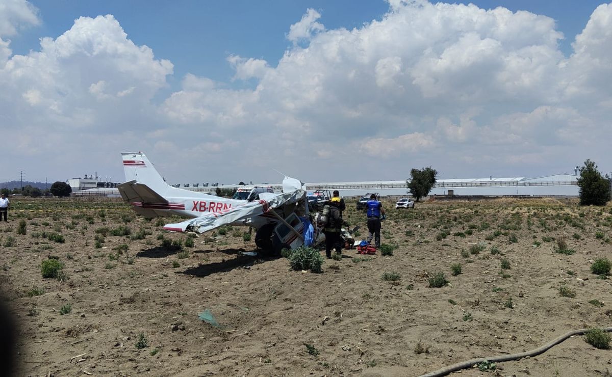 Avioneta se desploma en Huejotzingo, Puebla, dejando tres muertos y un herido