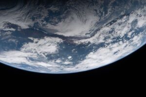 NASA publica imágenes de la Tierra capturadas por Artemis II; tripulantes buscan unir al mundo