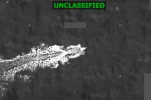 Estados Unidos ejecuta ataque militar contra embarcación en el Caribe con tres muertos