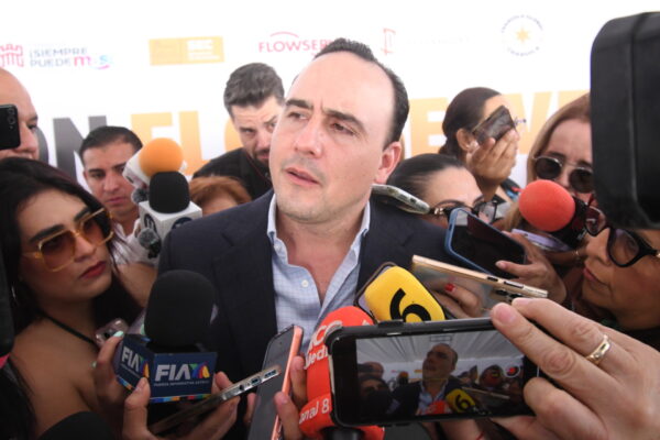 Sheinbaum aclara donación personal a Cuba; Jiménez Salinas pide priorizar a EU y rescatar AHMSA