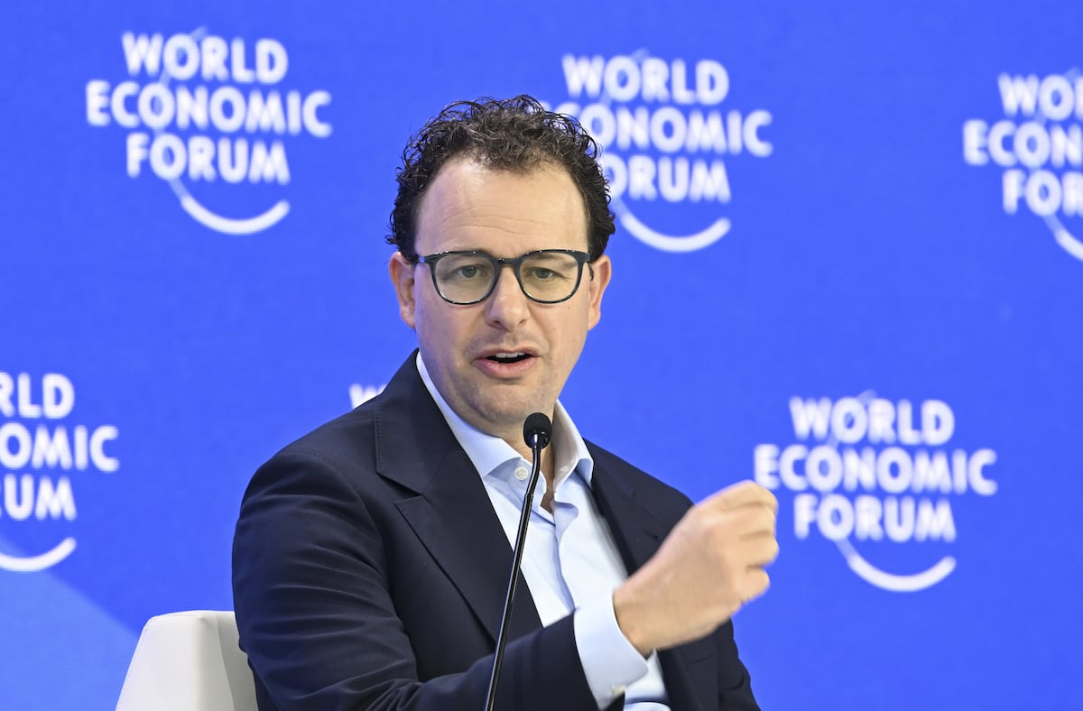 Anthropic alcanza valoración de 965.000 millones de dólares tras ronda de financiación serie H