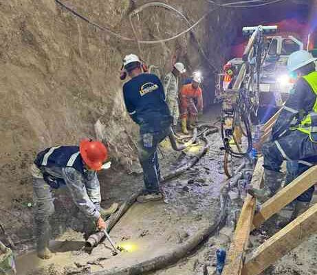 Continúan labores de rescate para localizar al minero Isidro Beltrán en yacimiento Santa Fe