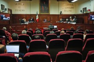 Advierte Jufed sobre riesgos a la independencia judicial tras reforma; INE analiza voto en reclusorios
