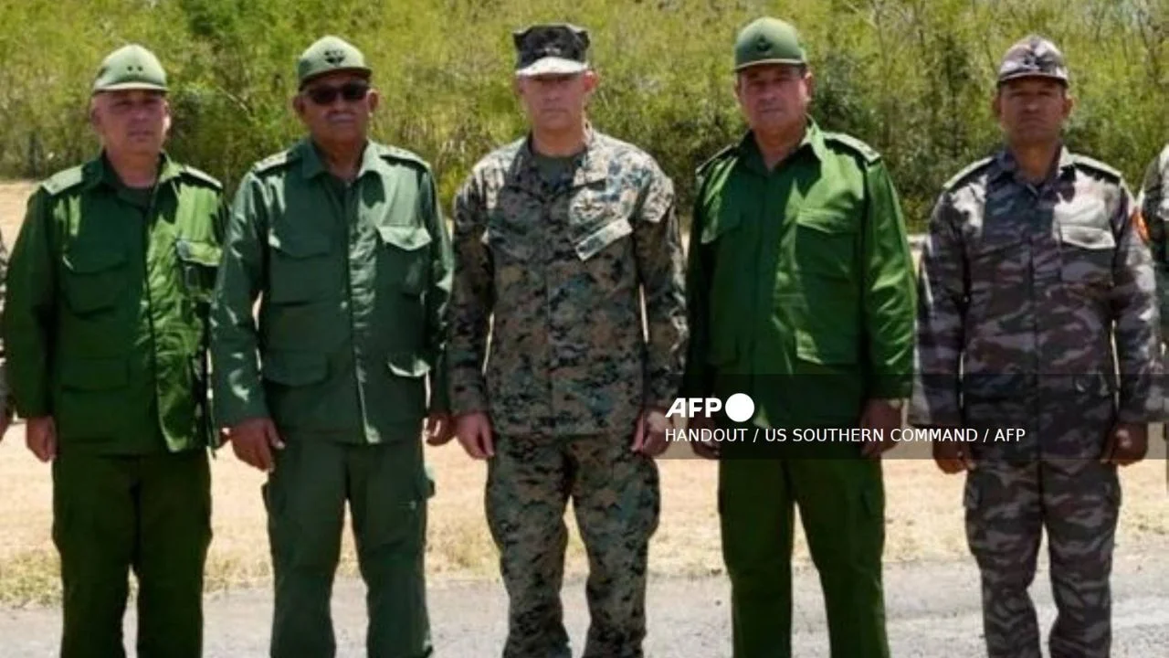 Mandos militares de EE.UU. y Cuba se reúnen en Guantánamo en medio de tensiones y advertencias