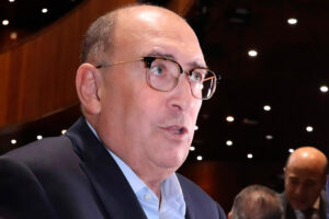 Presenta Morena iniciativa para mover elección judicial a 2028; PRI advierte inconsistencias en revocación