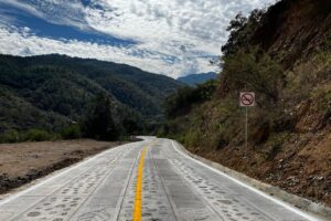 Inauguran camino artesanal en Oaxaca; cuestionan cobros de agua en Torreón