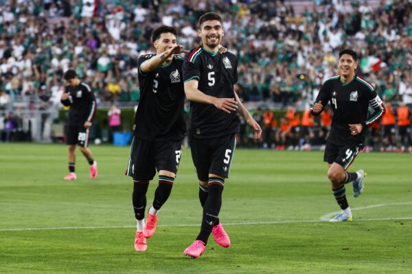 México vence 1-0 a Australia en el Rose Bowl previo al Mundial 2026