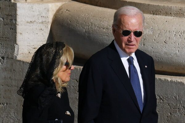 Jill Biden reveló que temió un derrame cerebral en Joe Biden durante el debate de 2024