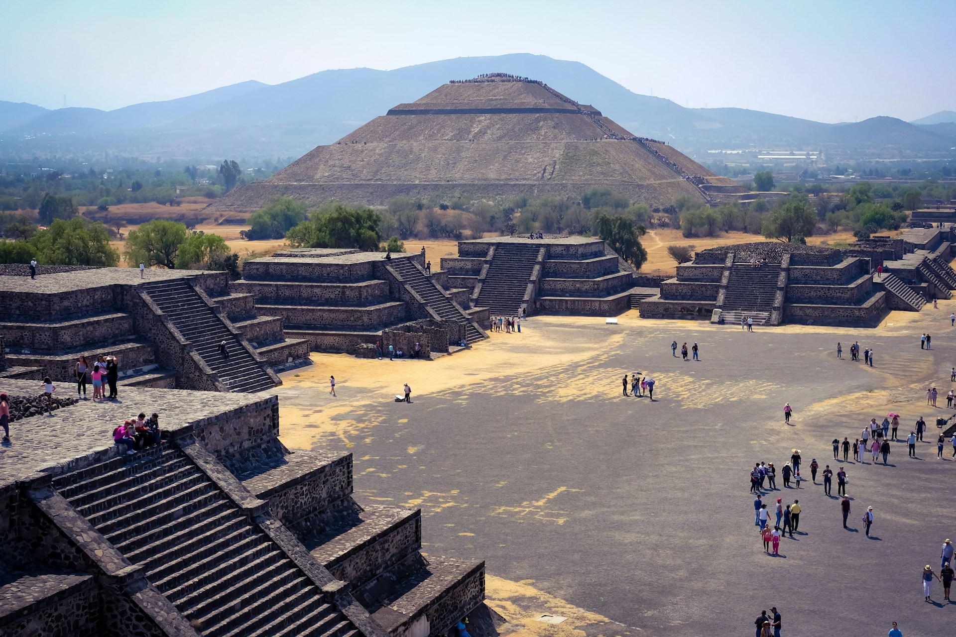 Ataque armado en Teotihuacán deja una turista canadiense muerta y múltiples heridos