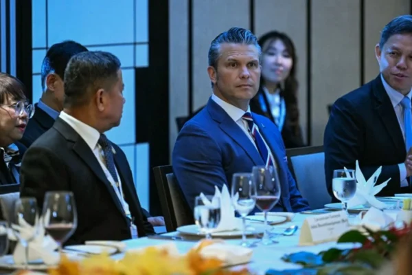 Jefe del Pentágono expresa alarma por fortalecimiento militar de China en el Pacífico