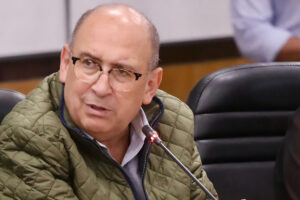 Rubén Moreira critica polarización y propone nuevo gabinete ante crisis de gobierno