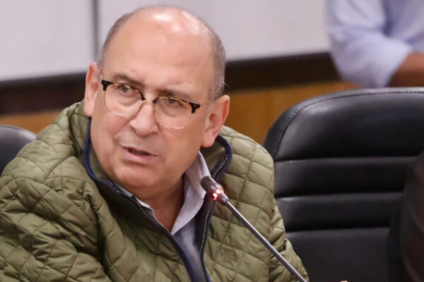 Rubén Moreira critica polarización y propone nuevo gabinete ante crisis de gobierno