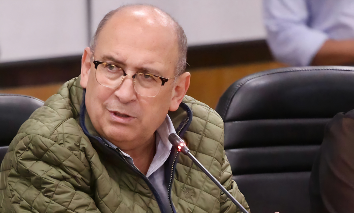 Rubén Moreira critica polarización y propone nuevo gabinete ante crisis de gobierno