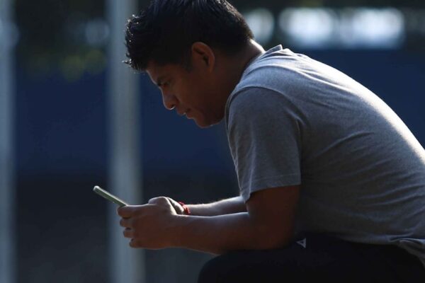 Gobierno federal lanza programa ‘Derecho de réplica’ y alerta sobre fraude telefónico