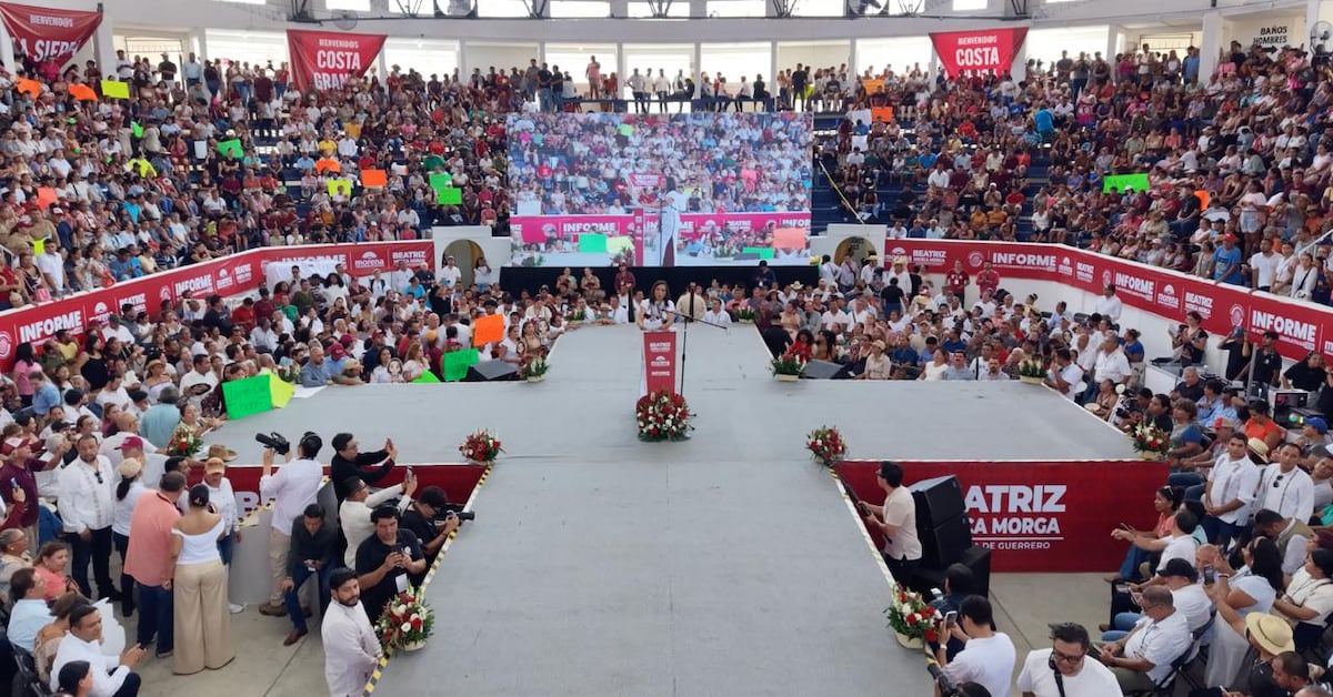 Beatriz Mojica rinde Segundo Informe Legislativo ante más de cinco mil personas en Acapulco