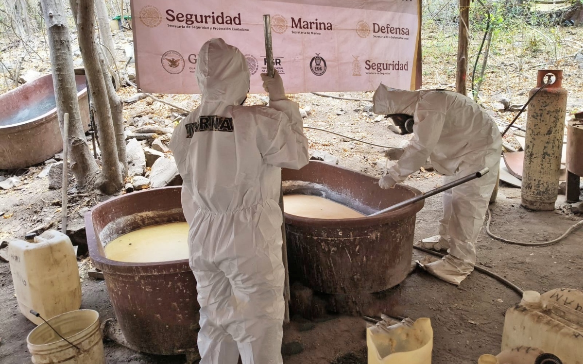 Marina destruye dos narcolaboratorios de ‘Los Mayos’ en Culiacán con pérdida de 215 mdp para el cártel