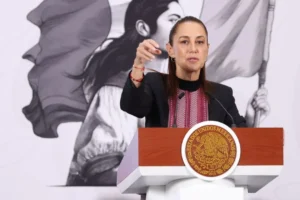 Presenta Sheinbaum 12 indicadores económicos positivos tras recorte de Moody’s y busca contener precios del jitomate
