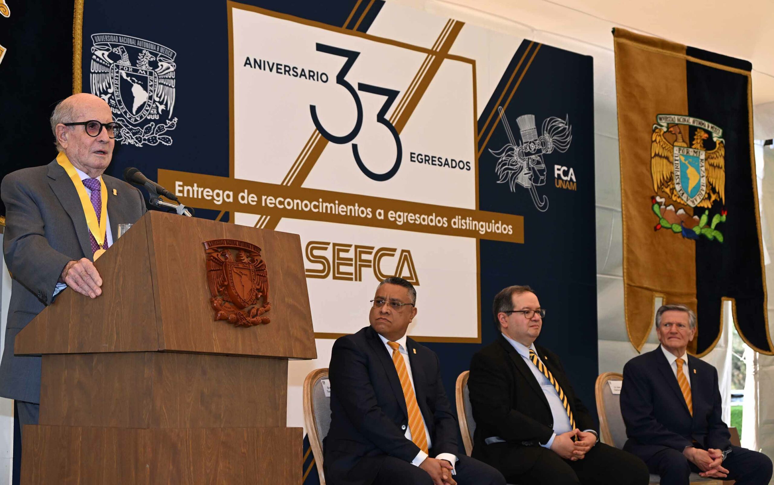 Conmemoran primer año luctuoso del papa Francisco con homenajes en Argentina y la UNAM
