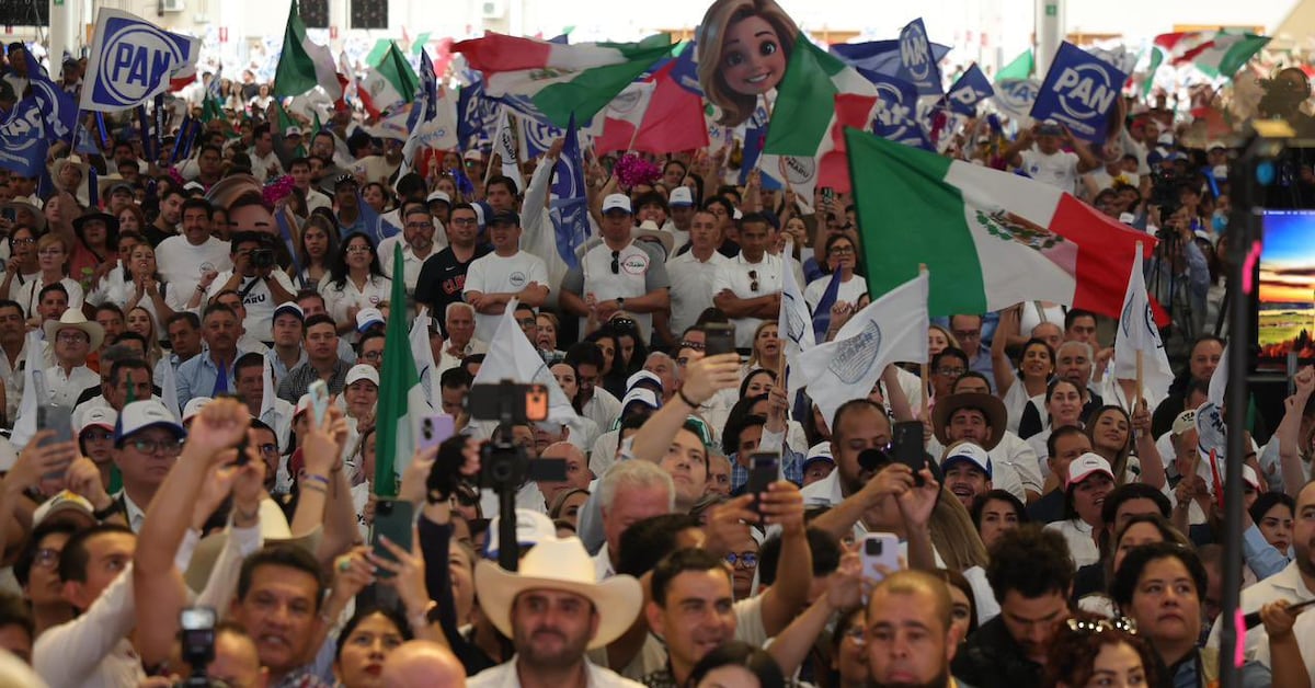 Caravana del PAN recorre Chihuahua en apoyo a Maru Campos antes de su declaración en la FGR