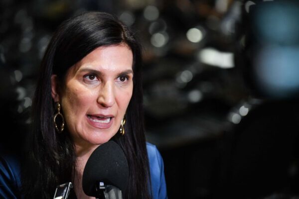 Kenia López Rabadán convoca a diálogo nacional por vínculos entre políticos y crimen organizado