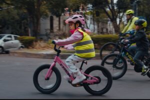 Iniciativa Bicibús busca que mujeres lleguen seguras a sus destinos en Ciudad de México