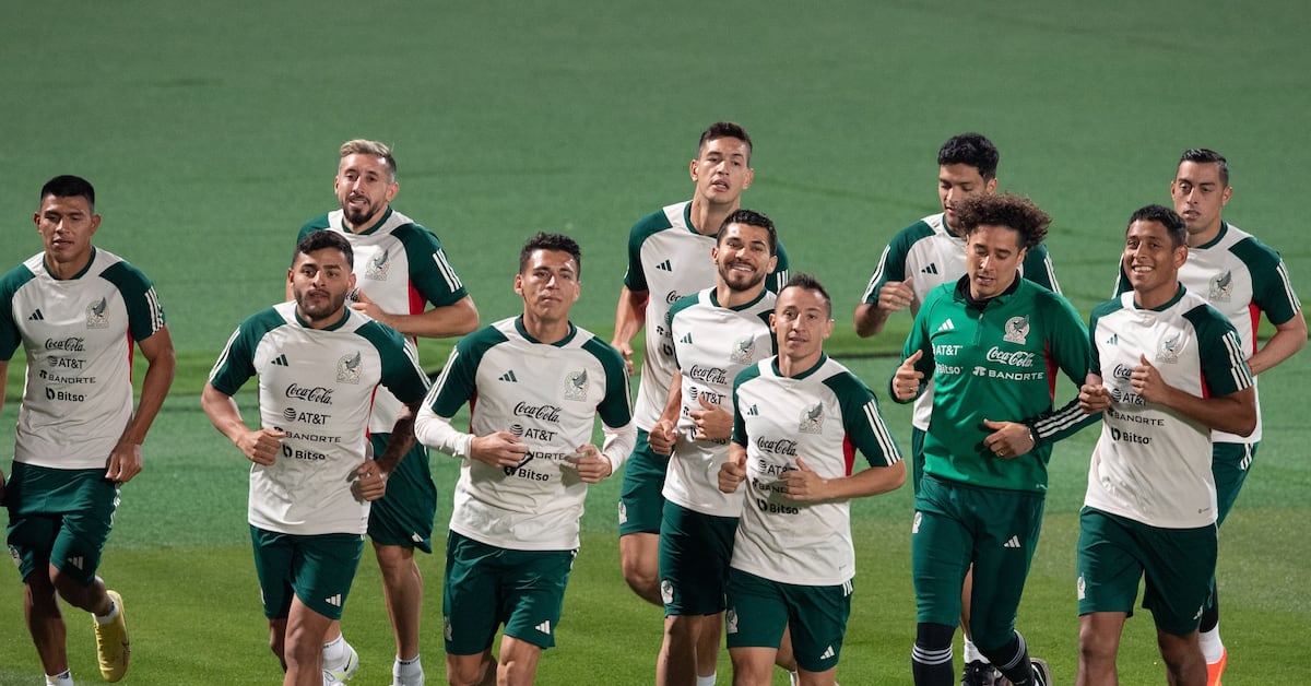 Javier Aguirre incluye a 12 jugadores de Catar 2022 en la convocatoria para el Mundial 2026