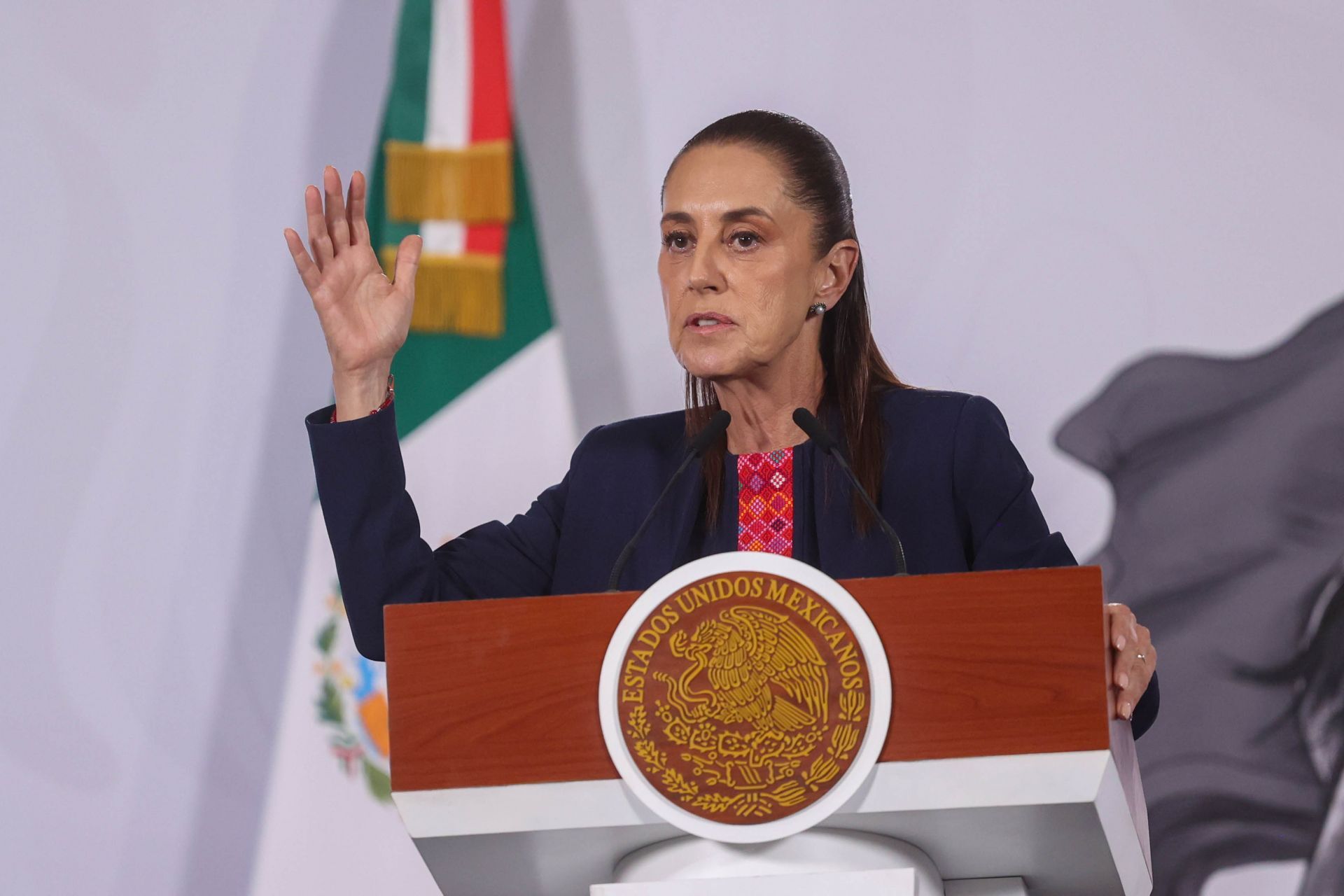 Programas del Bienestar beneficiarán a más de 42 millones de personas en 2026 con inversión superior al billón de pesos