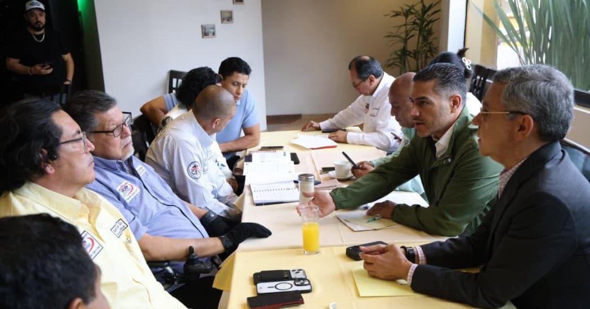 AMOTAC mantiene movilizaciones en carreteras tras reunión con Segob; acuerdan ruta de trabajo sin bloqueos totales