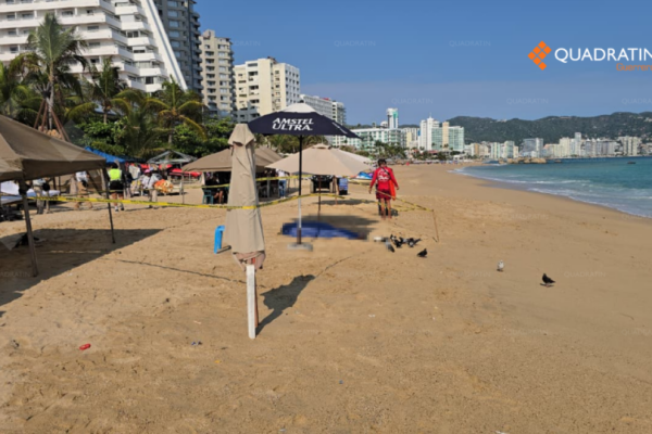 Turista de 49 años muere tras rescatar a su hijo del mar en Acapulco