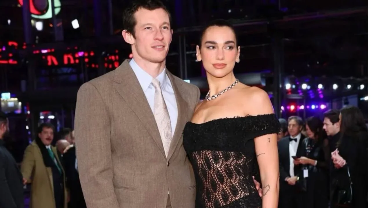 Dua Lipa comparte fotos de su boda civil con Callum Turner en Londres
