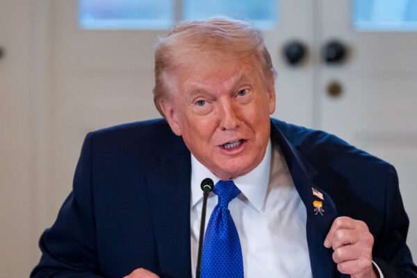 Estados Unidos e Irán alcanzan acuerdo de paz preliminar con mediación de Pakistán y Catar