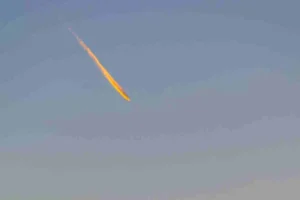 Meteorito explota sobre noreste de EU con fuerza de 300 toneladas de TNT
