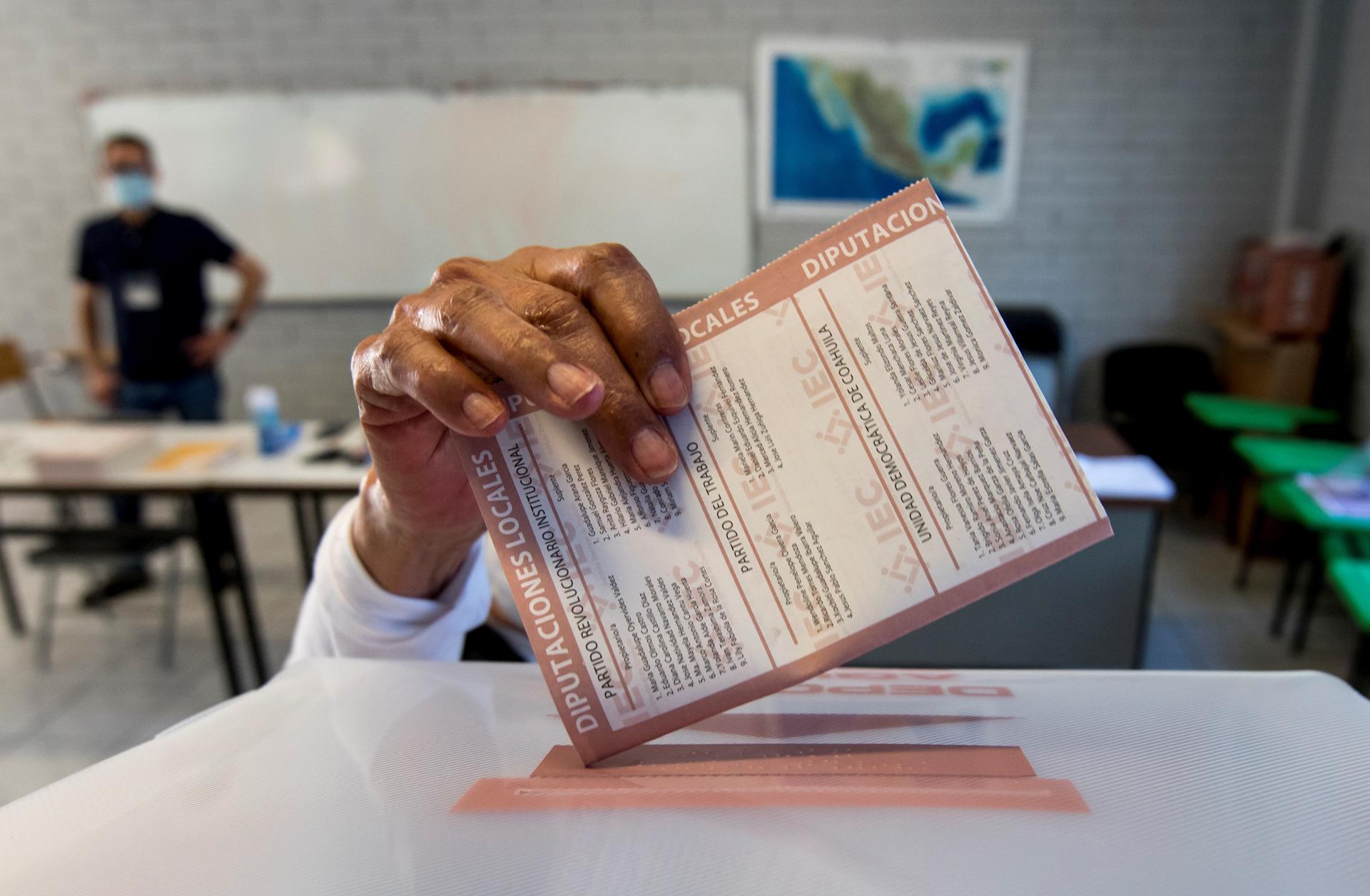 Concluye jornada electoral en Coahuila sin incidentes graves; inicia escrutinio
