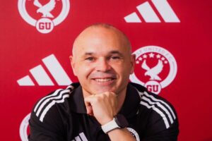 Andrés Iniesta inicia carrera como técnico en el Gulf United FC de Dubái